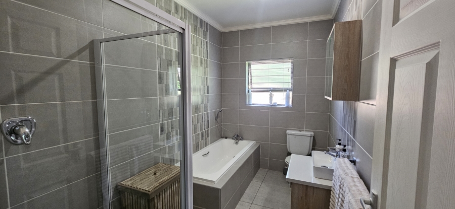 3 Bedroom Property for Sale in Hillcrest Northern Cape